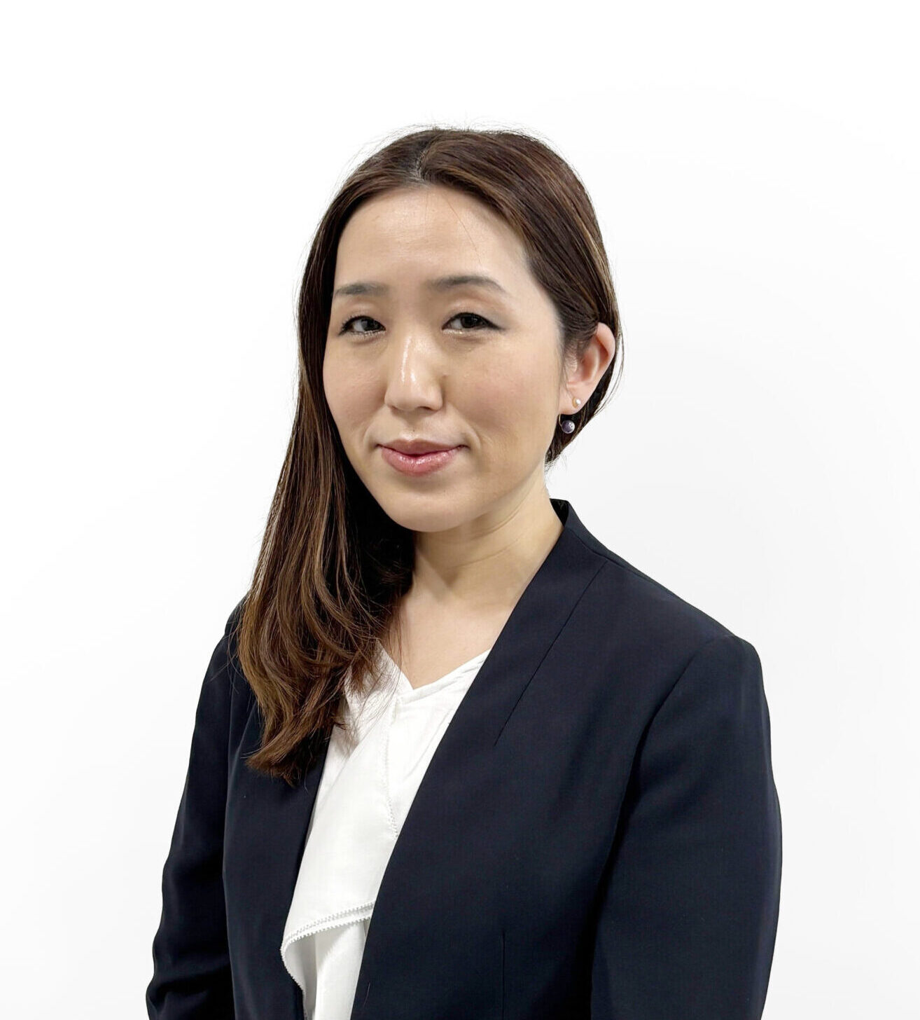 <span class="sub">Infrastructure Business</span>Akisa Uchida