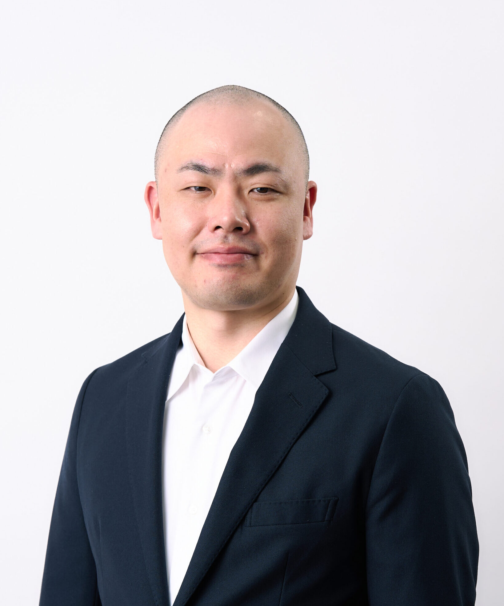 <span class="sub">Manager / Accounting</span>Satoshi Hagihara