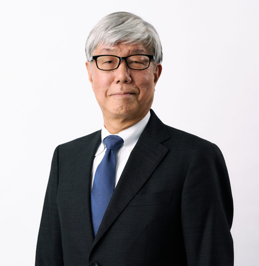 <span class="sub">社長補佐</span>安野 健二