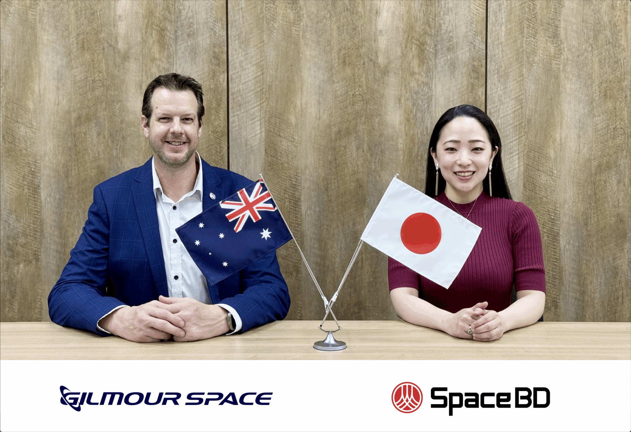 左：David Jervis (デイビッド・ジャービス)氏 / Gilmour Space 営業部門責任者
右：李 美亜 / Space BDローンチサービス事業ユニット　事業ユニット長